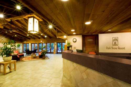 Park Shore Resort 002